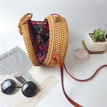 Load image into Gallery viewer, Bow Buckle Retro Straw Bag