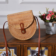 Load image into Gallery viewer, Mini Beach Straw Bag